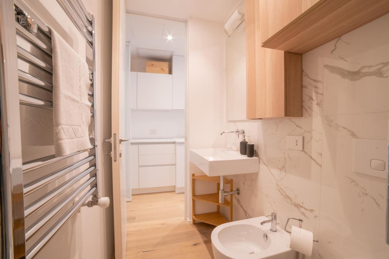 Navigli-Centro-Universita, Amazing New Apartment Milan Exterior photo